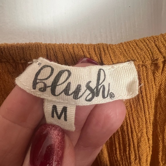 Never worn Blush Dress - Picture 5 of 8